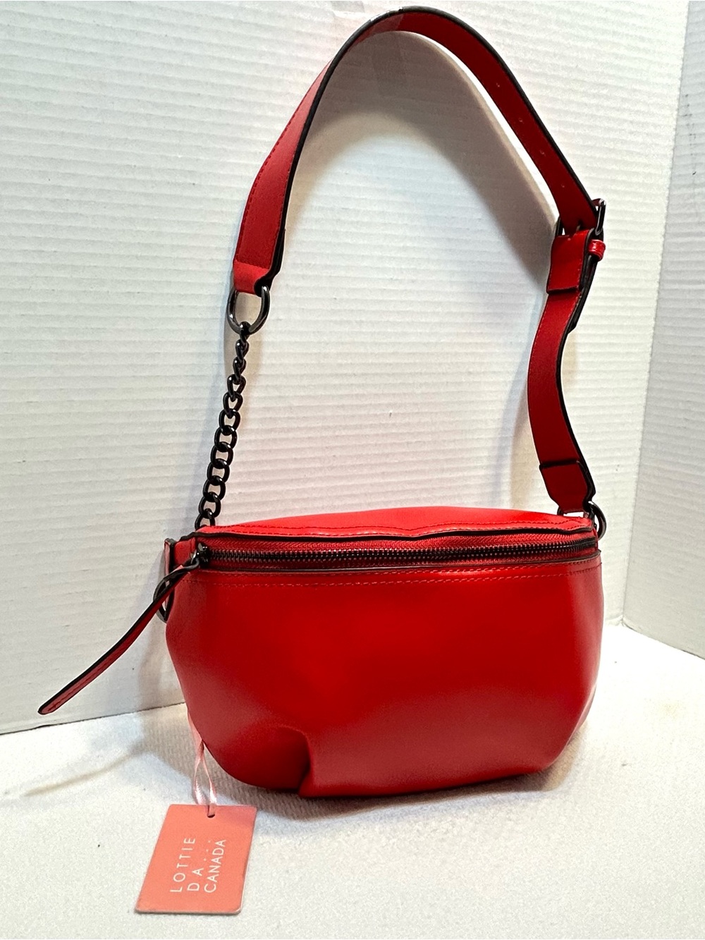 Lottie Da Canada Red Belt Bag Fannie Pack Purse Travel Storage Waist Strap NWT